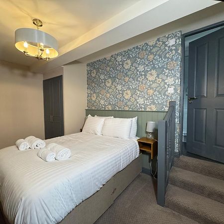Hotel The Cross Scythes Sheffield Exterior foto